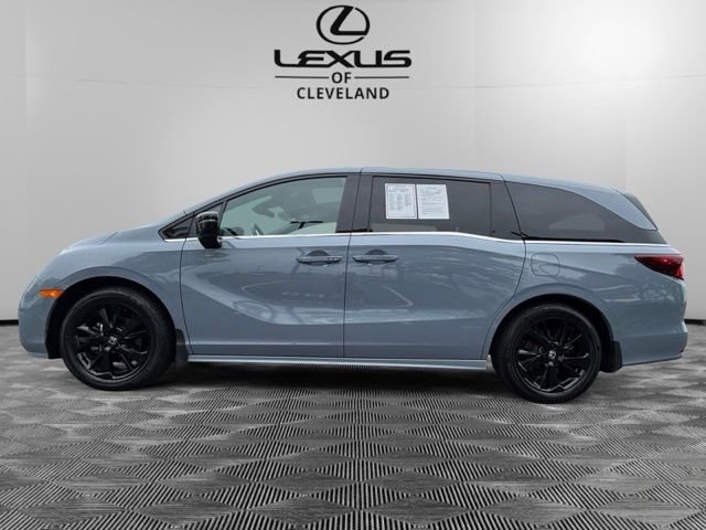 Used 2023 Honda Odyssey Sport image 3