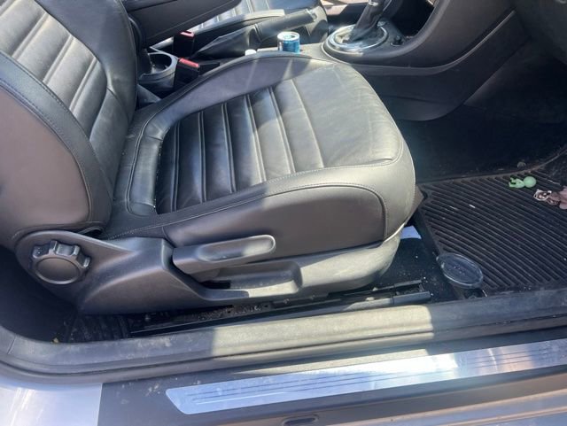 Used 2012 Volkswagen Beetle 2.0T FWD image 16