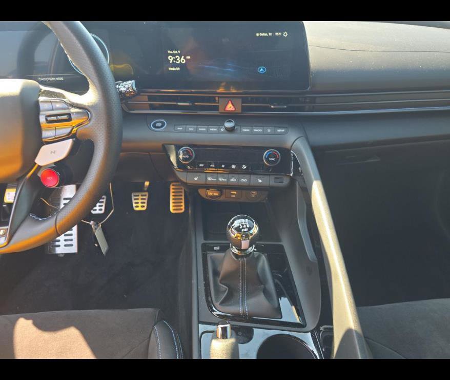 Used 2024 Hyundai Elantra N image 5