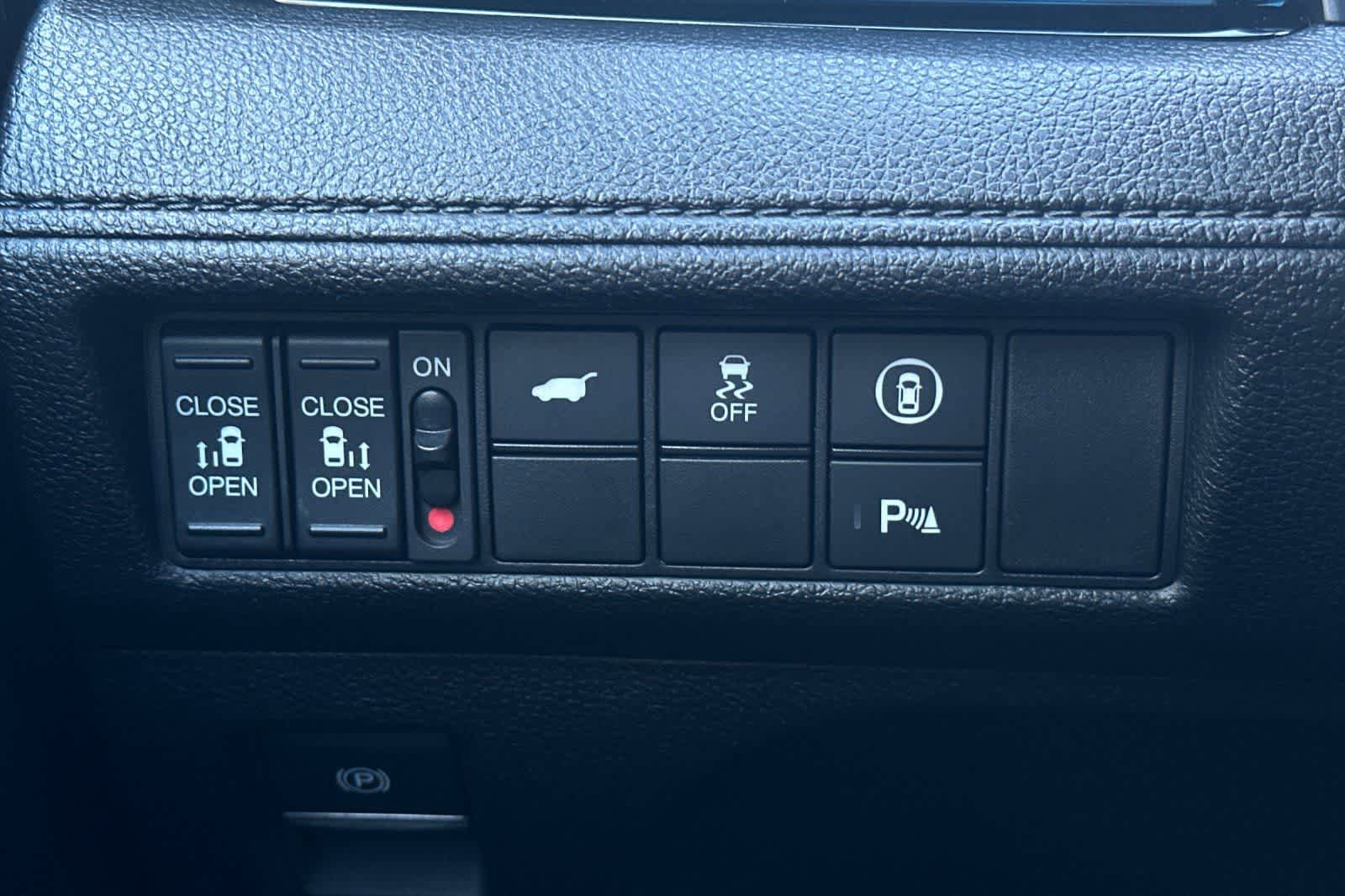 Used 2024 Honda Odyssey Elite image 33