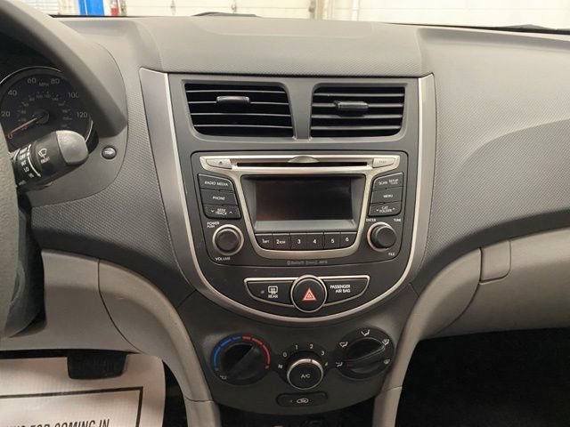 Used 2016 Hyundai Accent SE w/ Option Group 02 FWD image 35