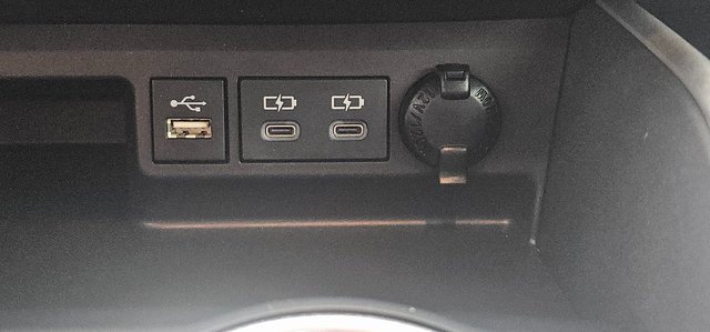 Used 2024 Toyota Highlander XLE image 22