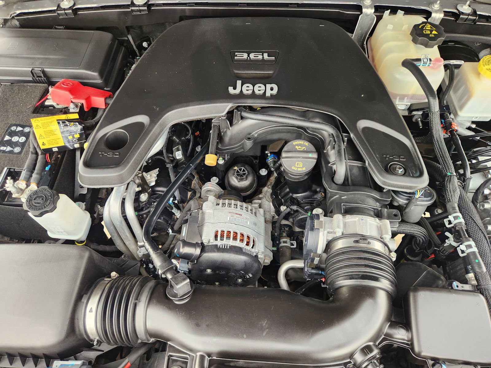Used 2021 Jeep Gladiator Sport AWD/4WD image 30