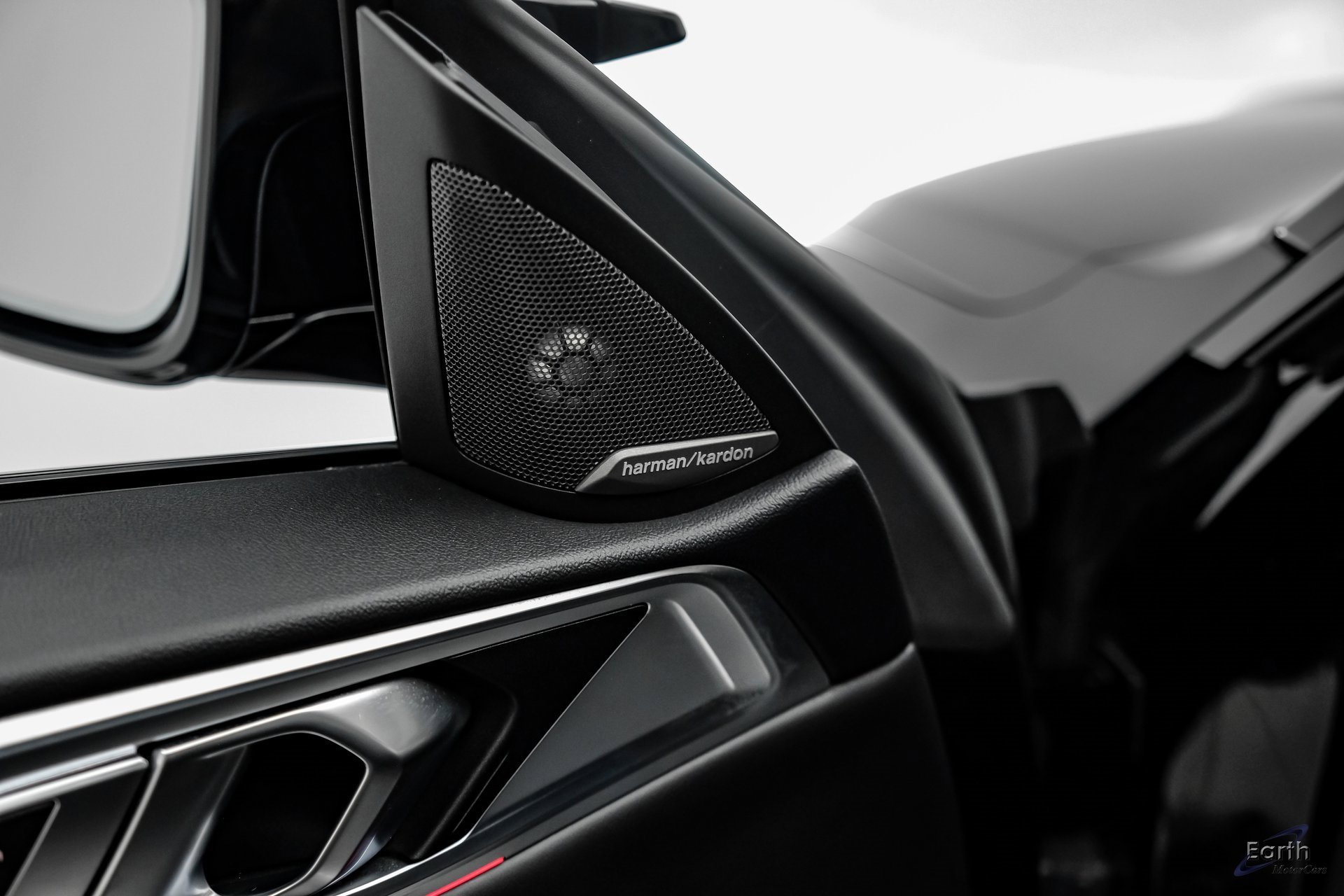 Used 2021 BMW M4 Coupe w/ Executive Package image 79