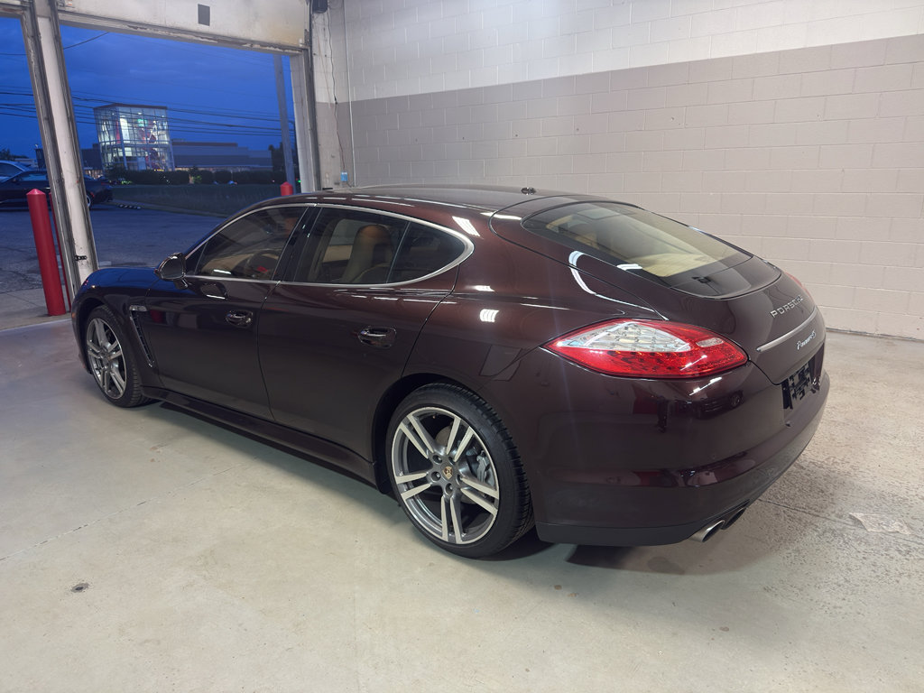 Used 2010 Porsche Panamera S RWD image 4