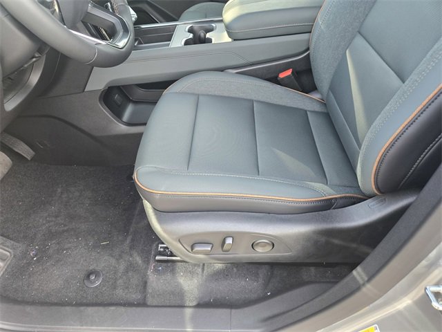 New 2026 GMC Acadia AT4 w/ Super Cruise Package image 18