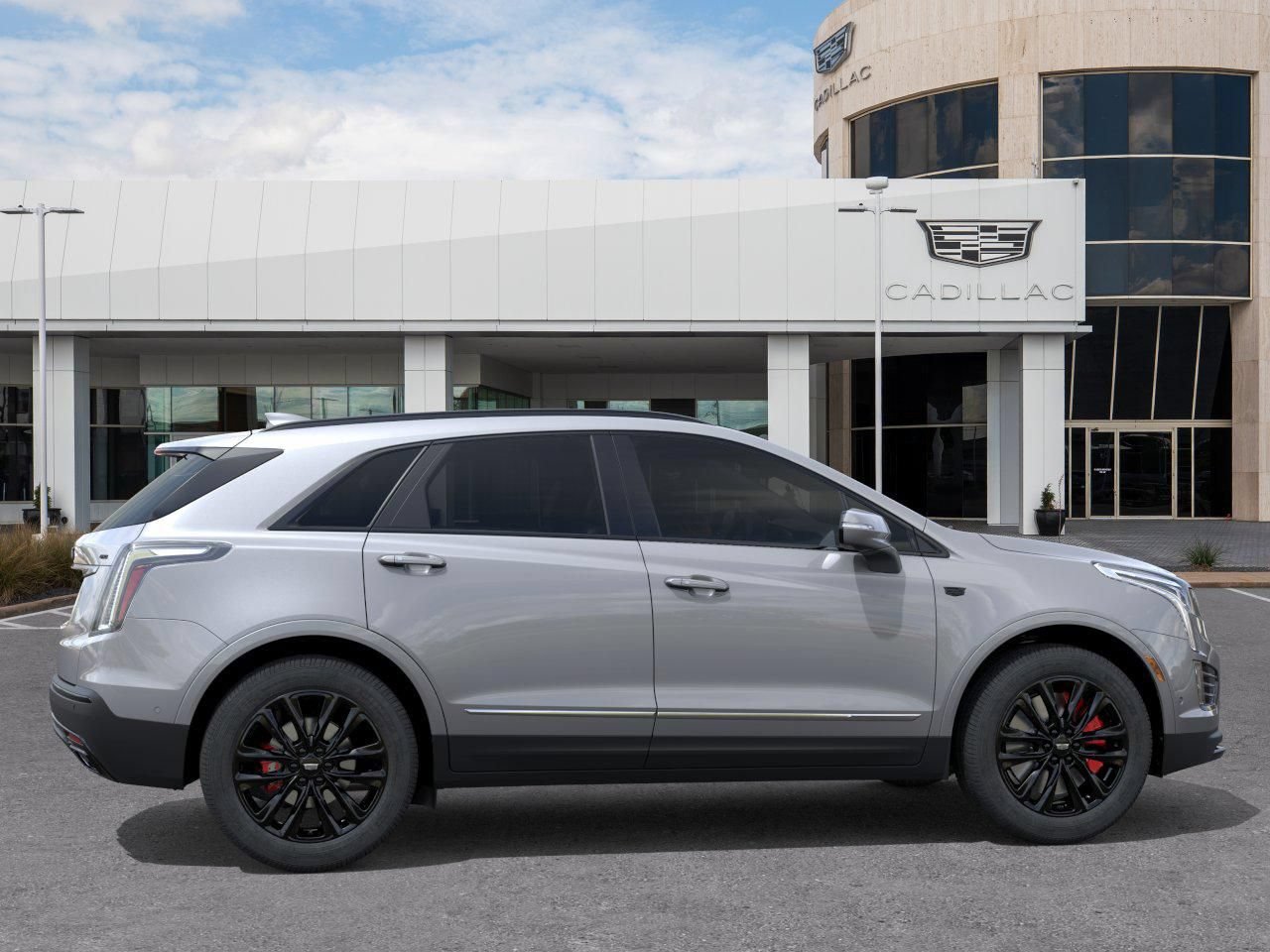 New 2026 Cadillac XT5 Sportv w/ LPO, Onyx Lite Package AWD/4WD image 5