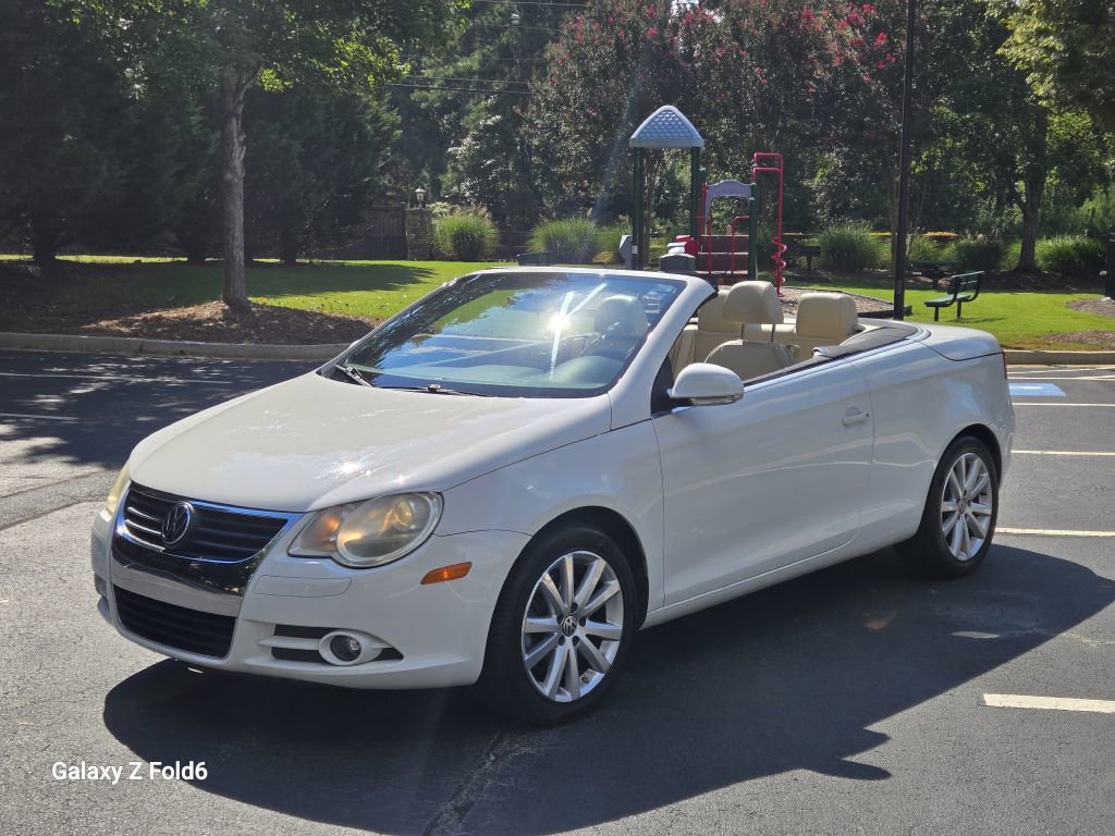 Used 2008 Volkswagen Eos 2.0T image 1