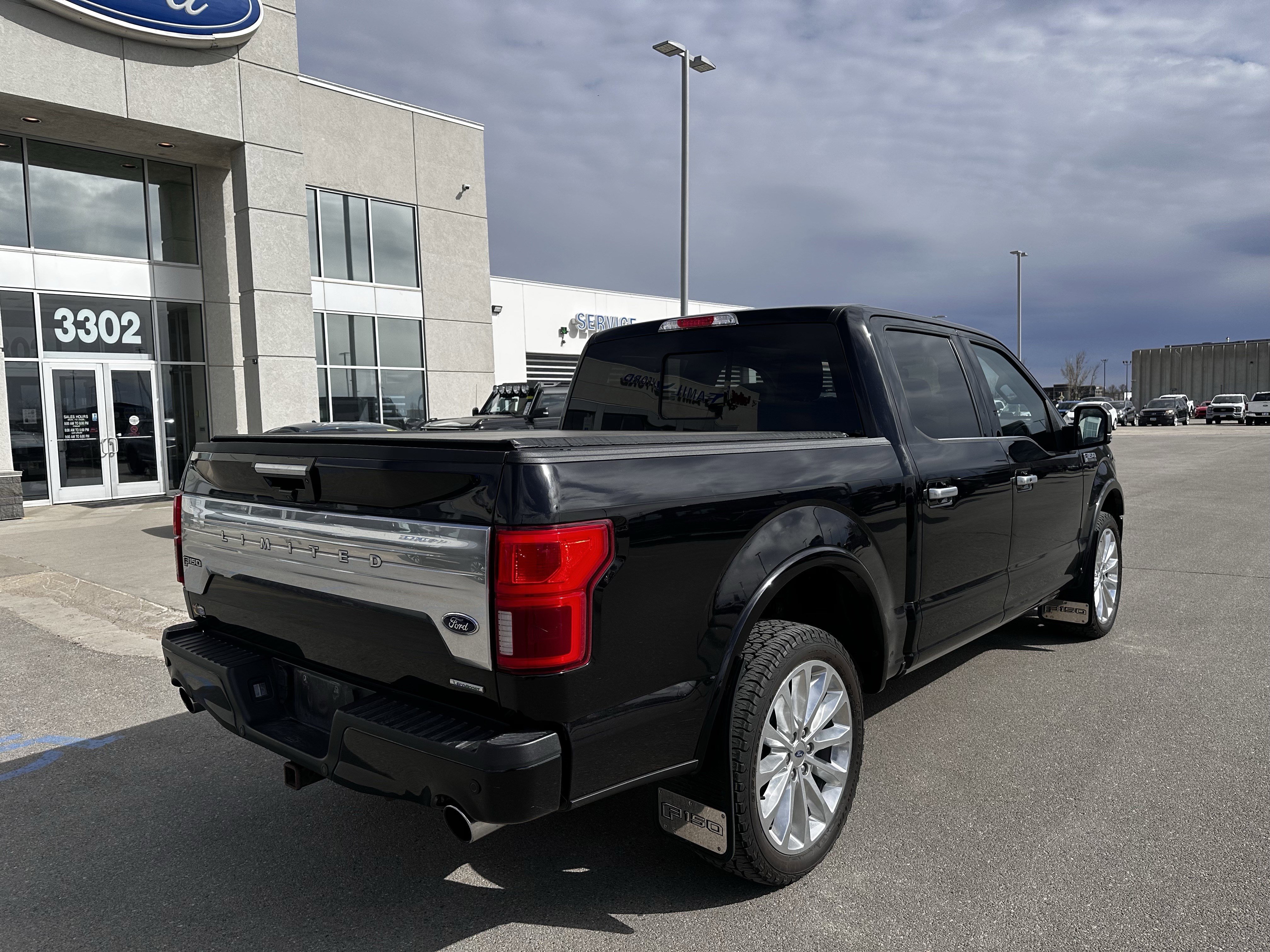 Used 2020 Ford F150 Limited w/ Trailer Tow Package AWD/4WD image 4