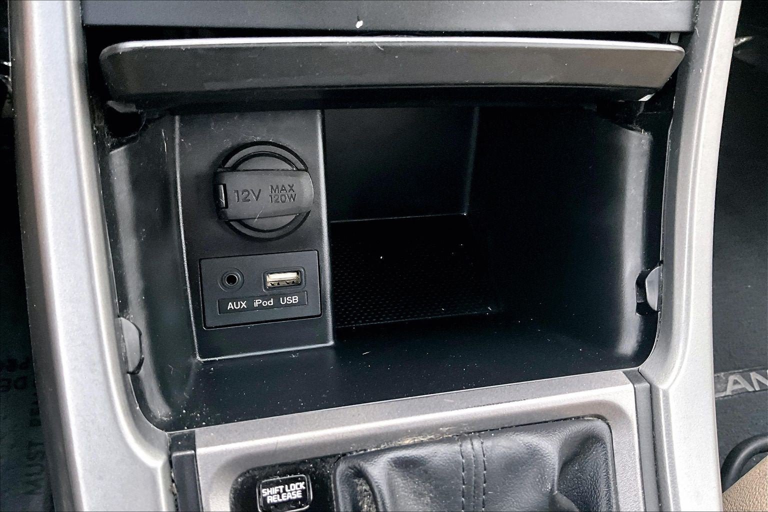 Used 2015 Hyundai Elantra Sport FWD image 30