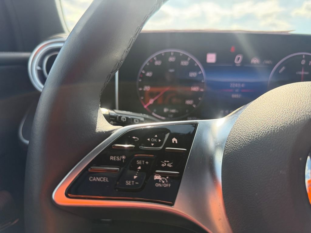 Certified 2025 Mercedes-Benz GLC 350e 4MATIC image 22