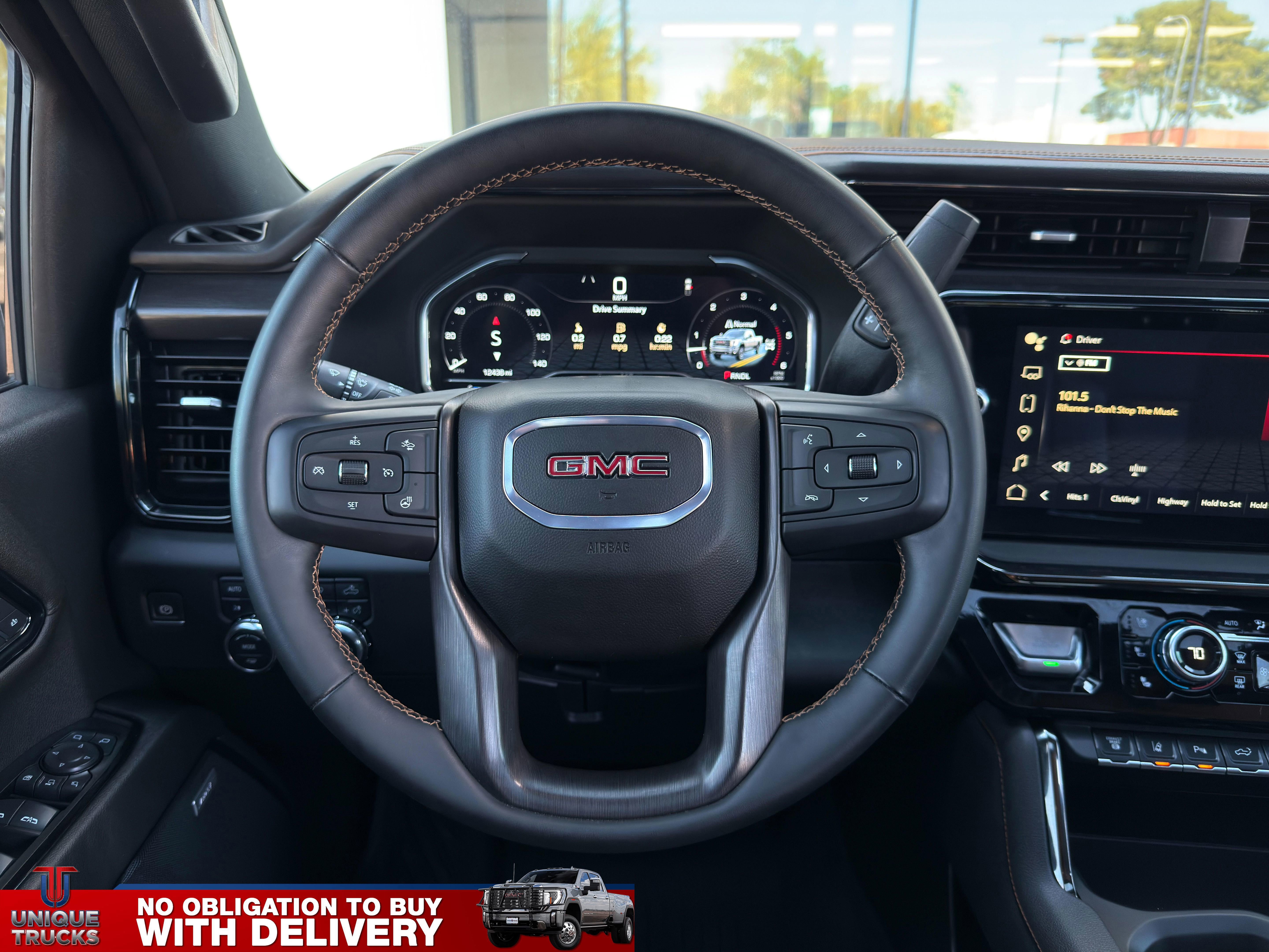 Used 2024 GMC Sierra 2500 AT4 w/ AT4 Premium Plus Package AWD/4WD image 36