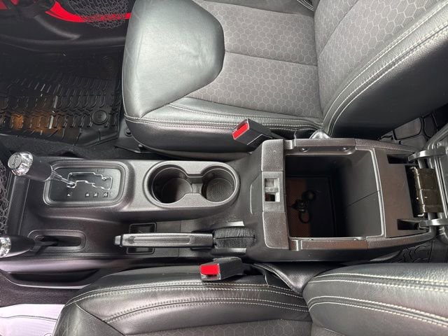 Used 2016 Jeep Wrangler Unlimited Sport AWD/4WD image 17