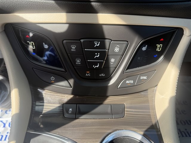 Used 2019 Buick Envision Preferred AWD/4WD image 18