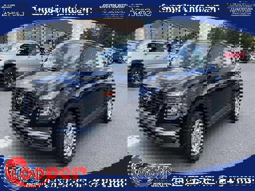 New 2026 Hyundai Venue SE