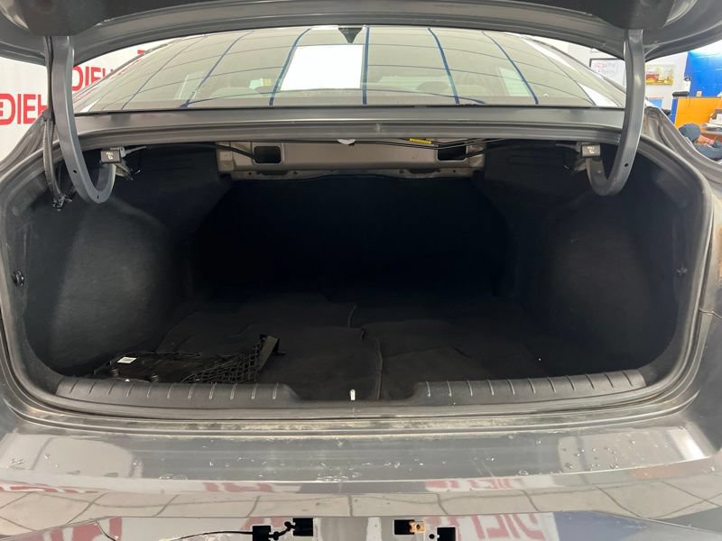 Used 2023 Hyundai Elantra SEL w/ Convenience Package FWD image 8