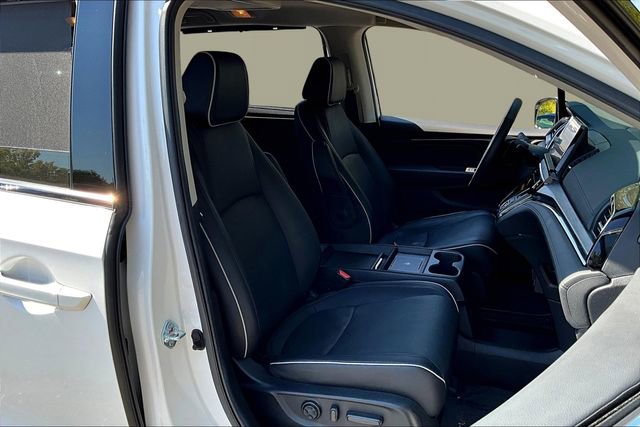 Used 2025 Honda Odyssey Elite image 26
