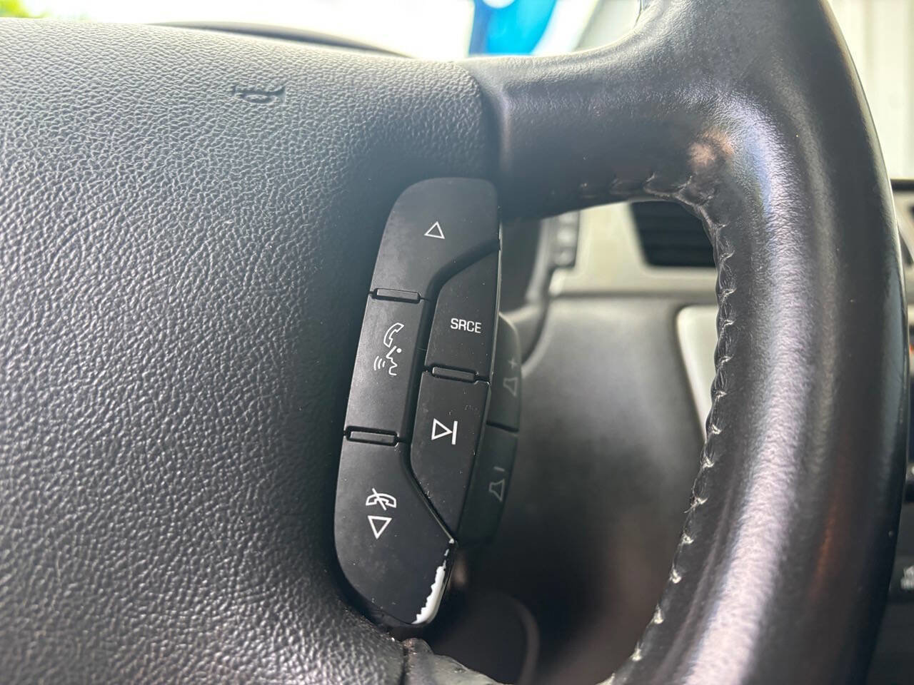 Used 2009 Chevrolet Impala SS w/ Convenience Package image 30