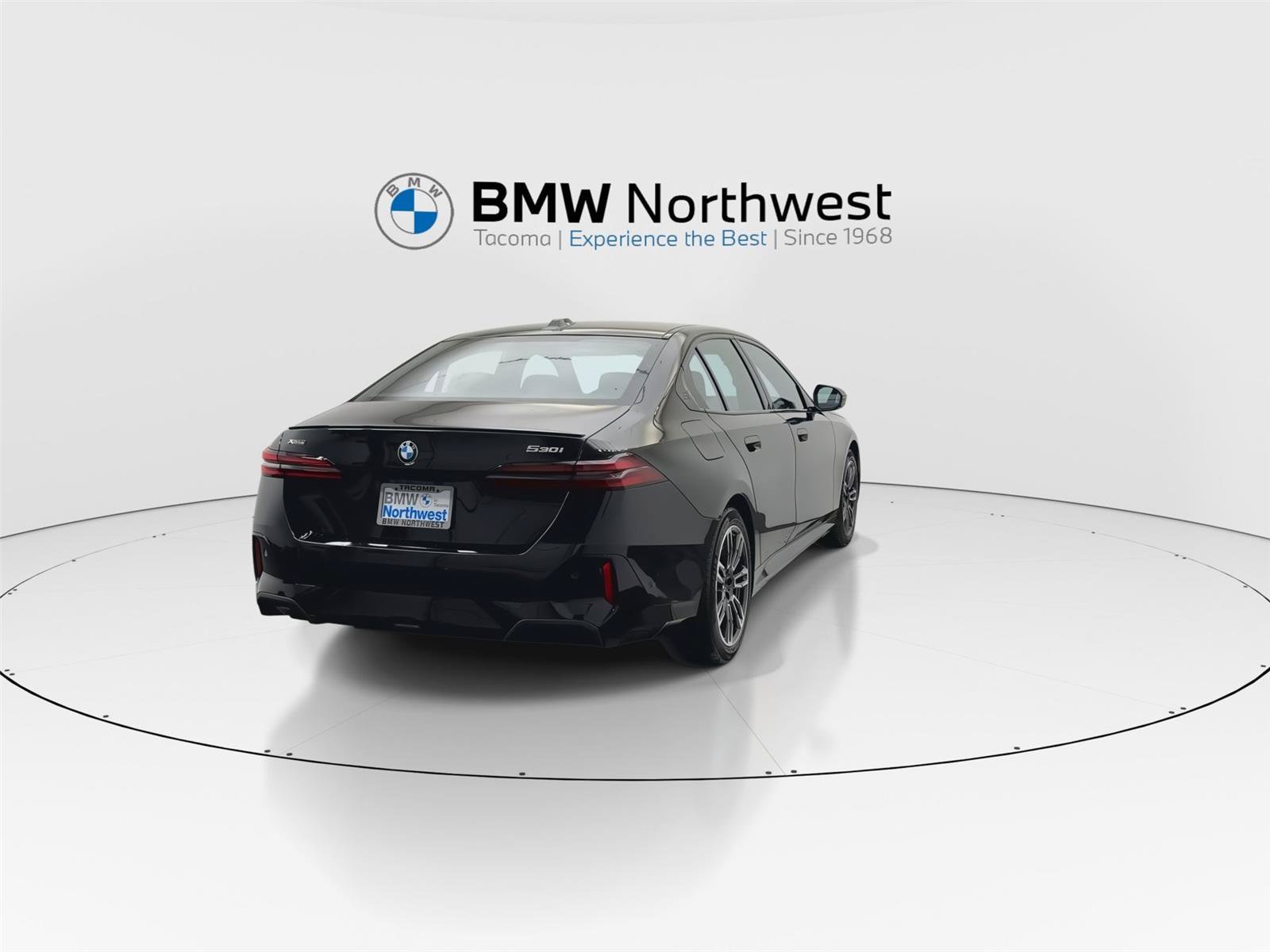 New 2026 BMW 530i xDrive w/ M Sport Package AWD/4WD image 2