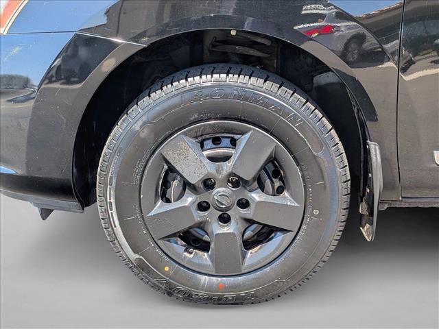 Used 2011 Nissan Rogue S image 19