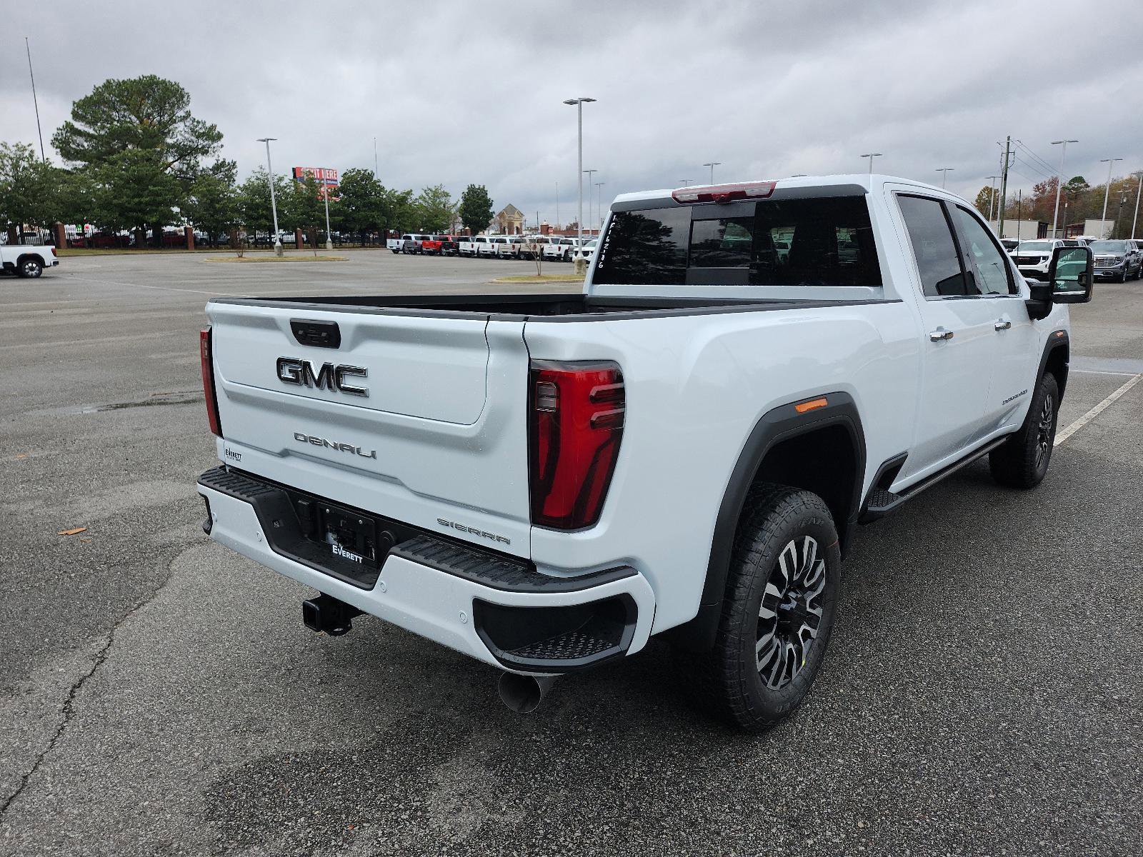 New 2026 GMC Sierra 2500 Denali Ultimate image 3