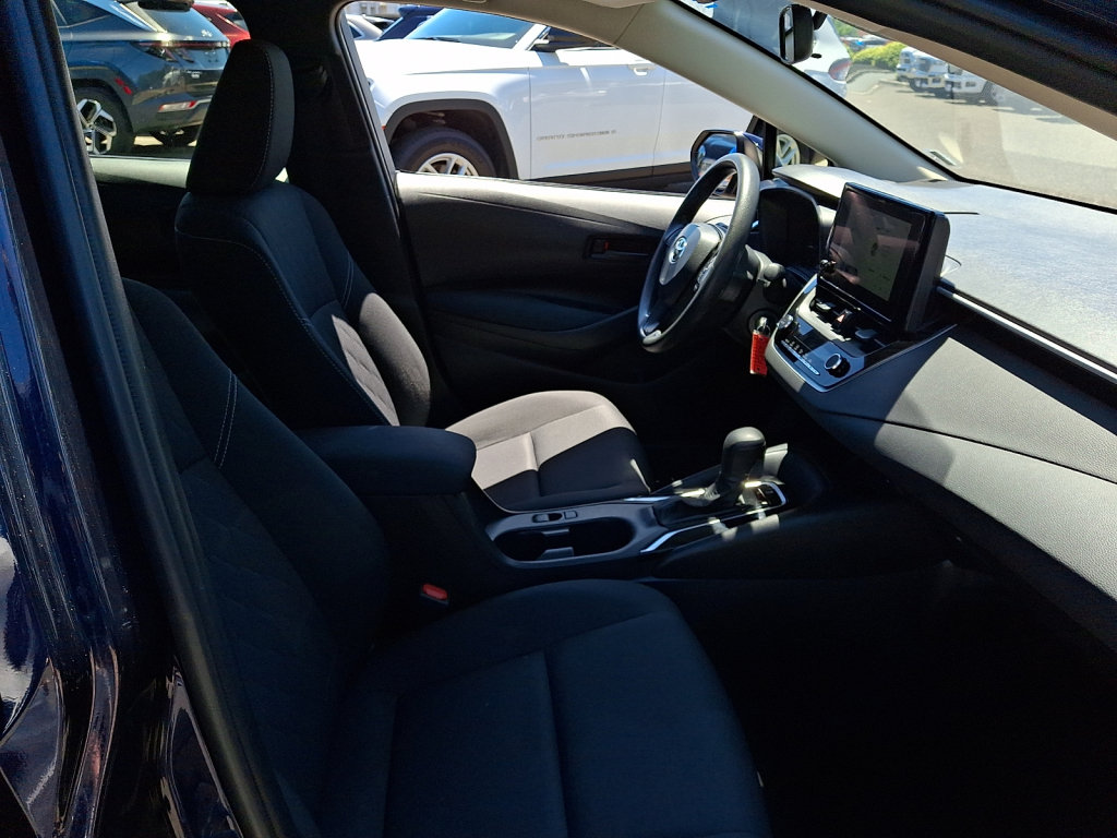 Used 2023 Toyota Corolla LE FWD image 12