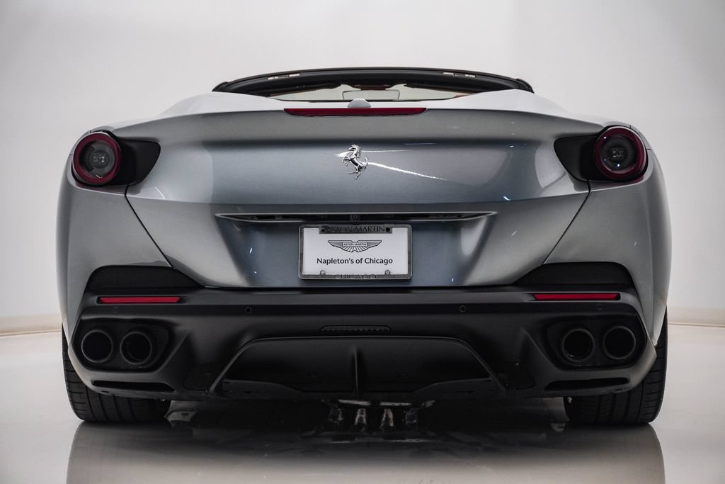 Used 2019 Ferrari Portofino RWD image 10