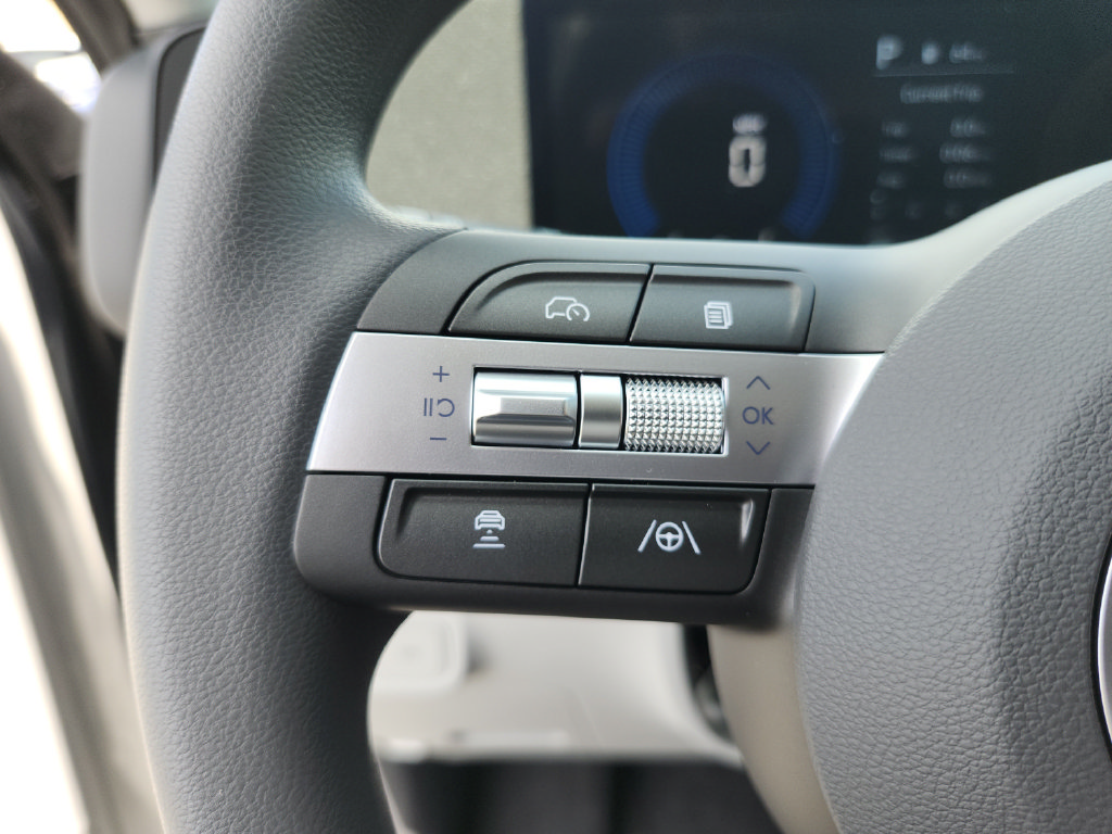 New 2027 Hyundai Kona SE FWD image 31