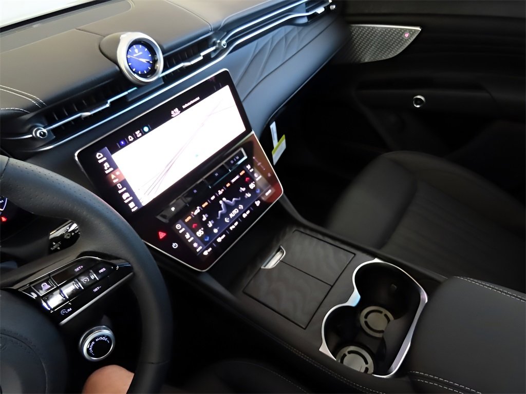 New 2024 Maserati Grecale GT image 31