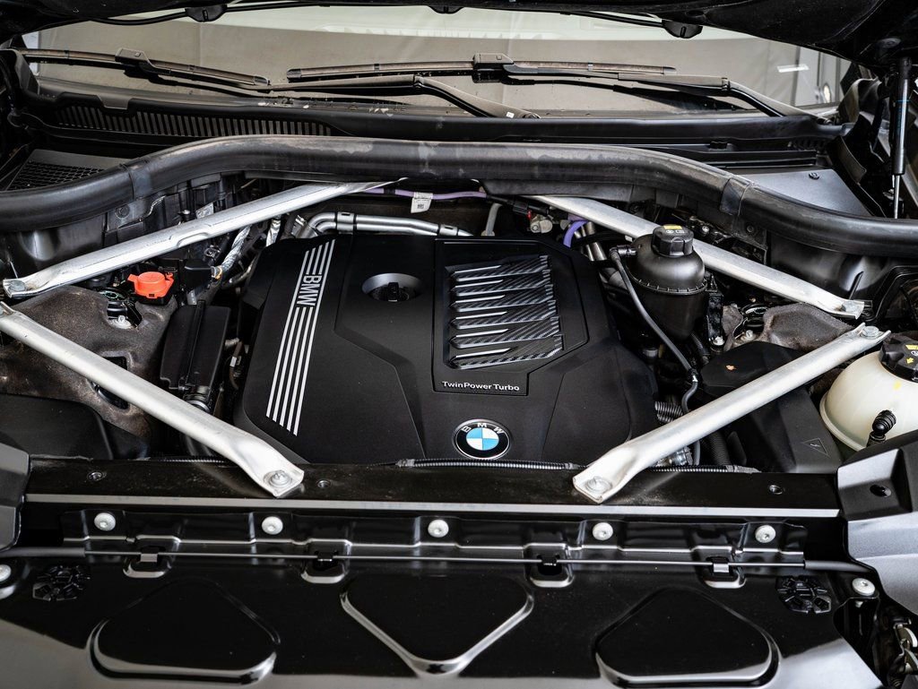 Used 2022 BMW X7 xDrive40i w/ Premium Package AWD/4WD image 36