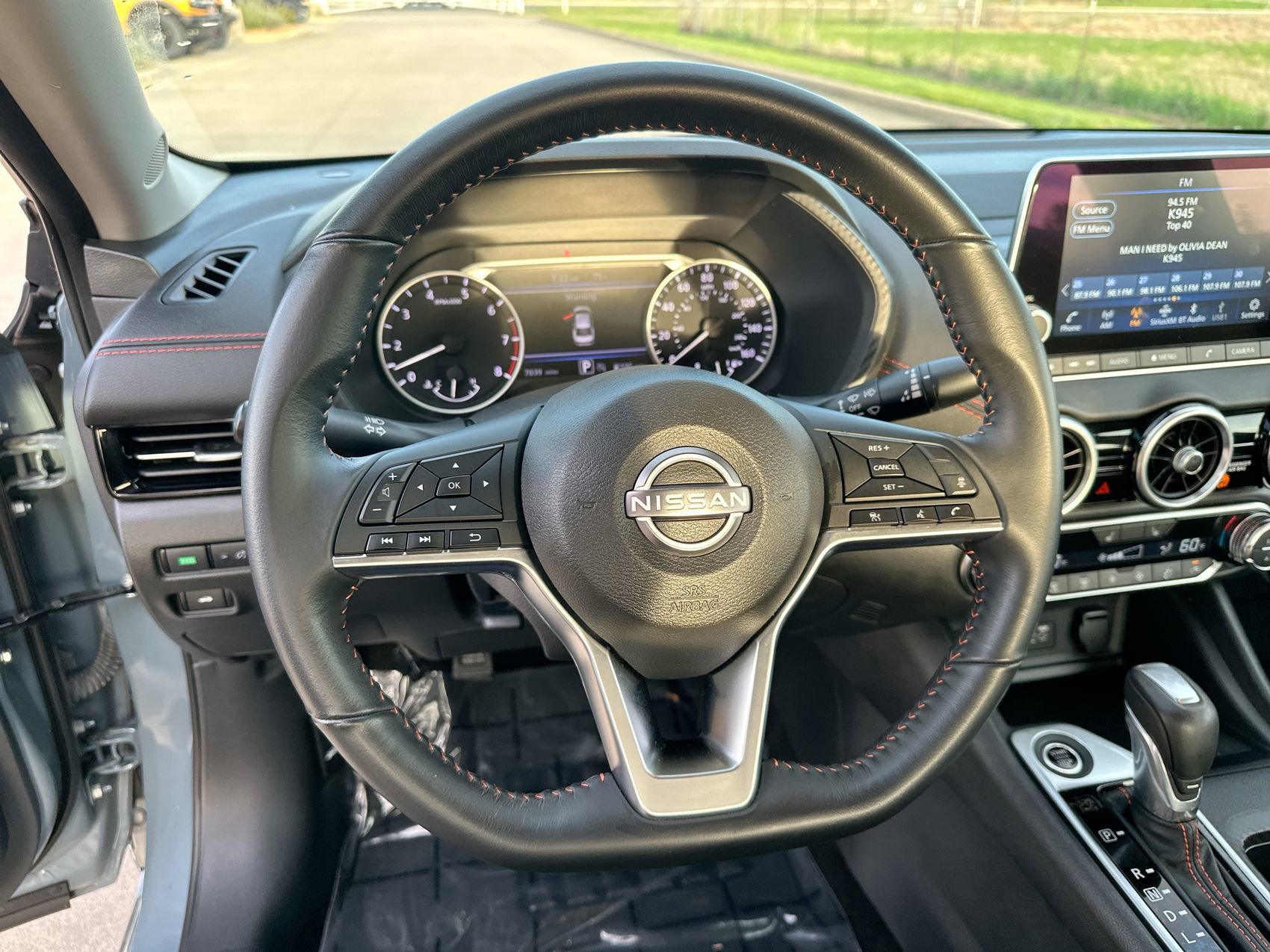 Used 2024 Nissan Sentra SR w/ Trunk Package FWD image 14