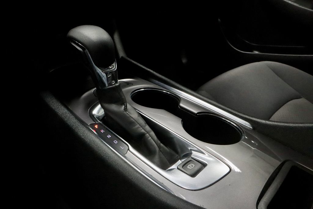 Used 2023 Chevrolet Malibu LT FWD image 33