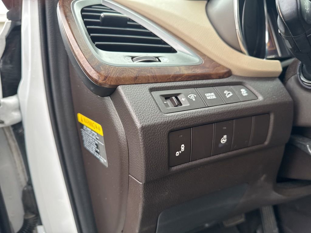 Used 2018 Hyundai Santa Fe Sport w/ 2.4L Tech Package 04 image 16