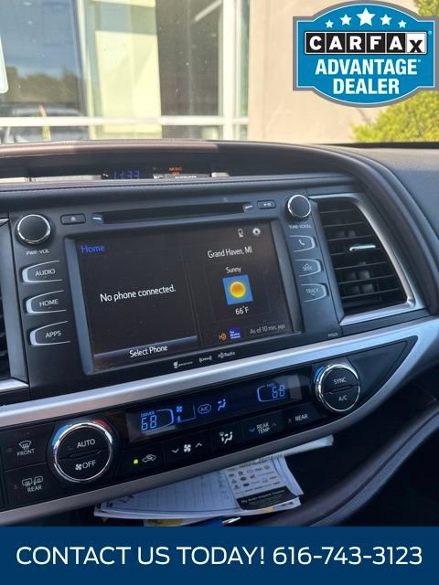Used 2017 Toyota Highlander Plus w/ Protection Package #3 AWD/4WD image 8