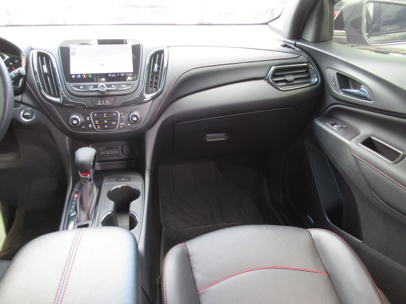 Used 2022 Chevrolet Equinox RS w/ RS Leather Package FWD image 15