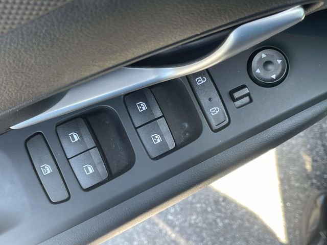Used 2024 Hyundai Santa Cruz Night AWD/4WD image 17