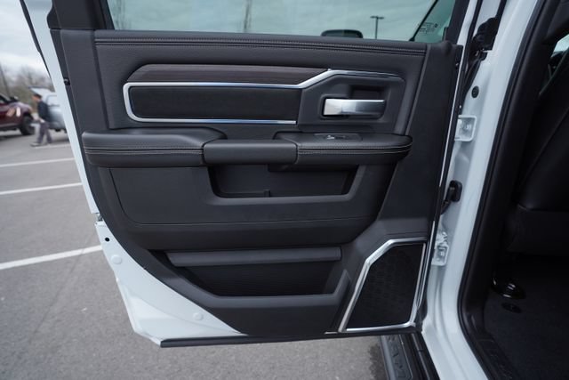 New 2026 RAM 3500 Laramie w/ Night Edition AWD/4WD image 15