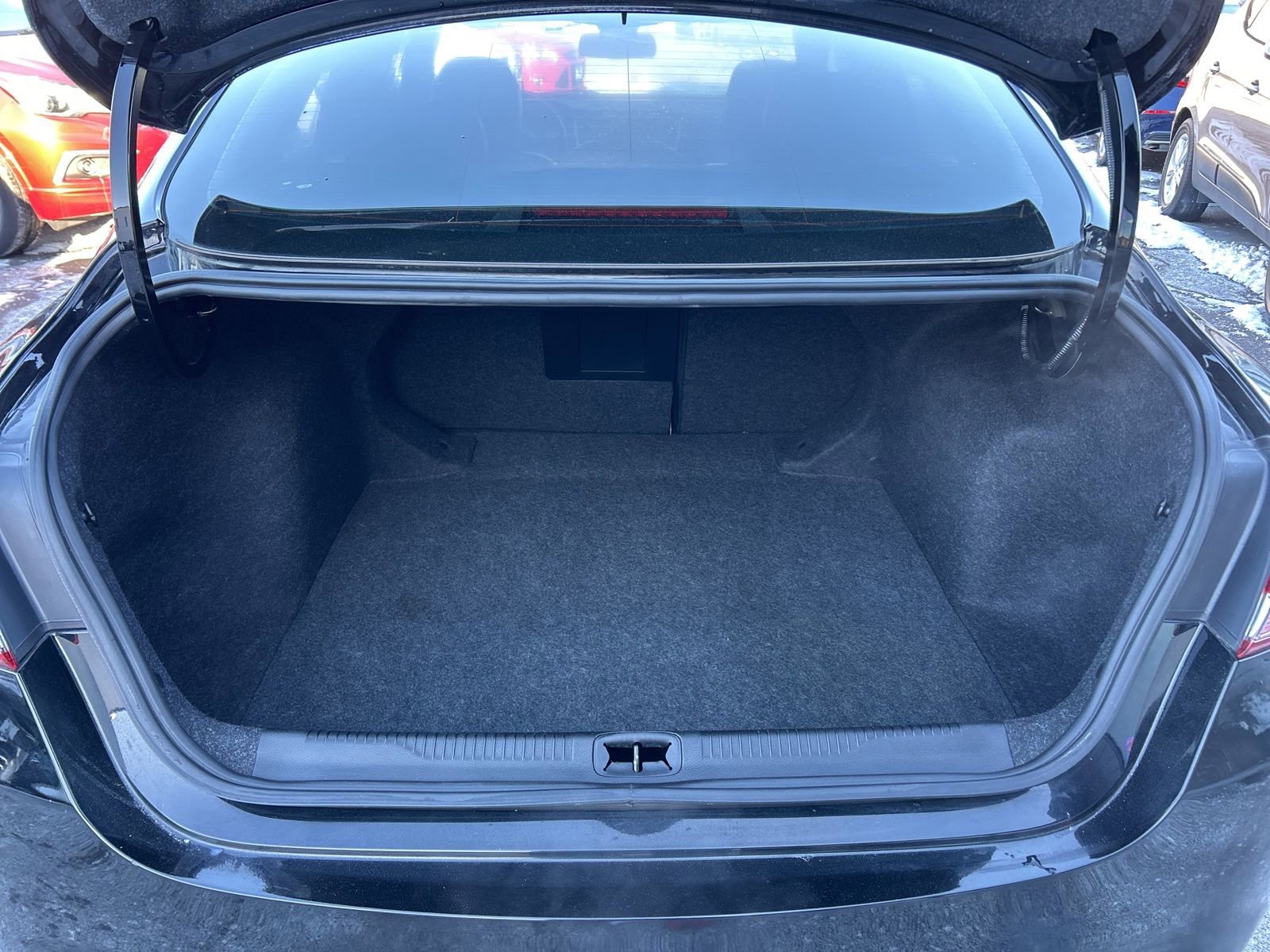 Used 2017 Chrysler 200 Limited Platinum w/ Comfort & Convenience Group image 13