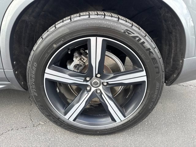 Used 2018 Volvo XC90 T6 R-Design w/ Convenience Package AWD/4WD image 9