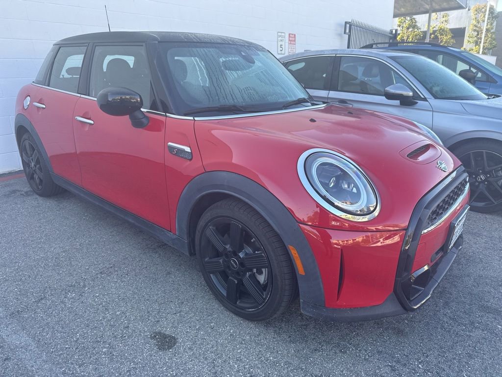 Used 2023 MINI Cooper S FWD image 1