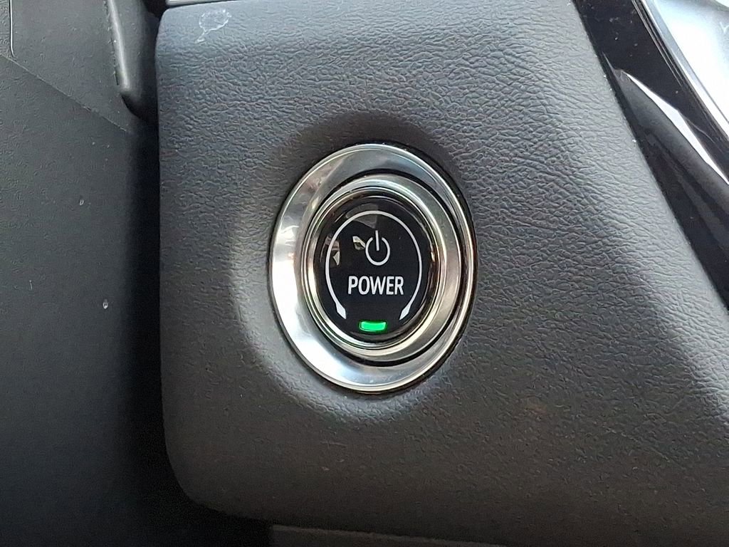 Used 2024 Cadillac Lyriq Luxury AWD/4WD image 24