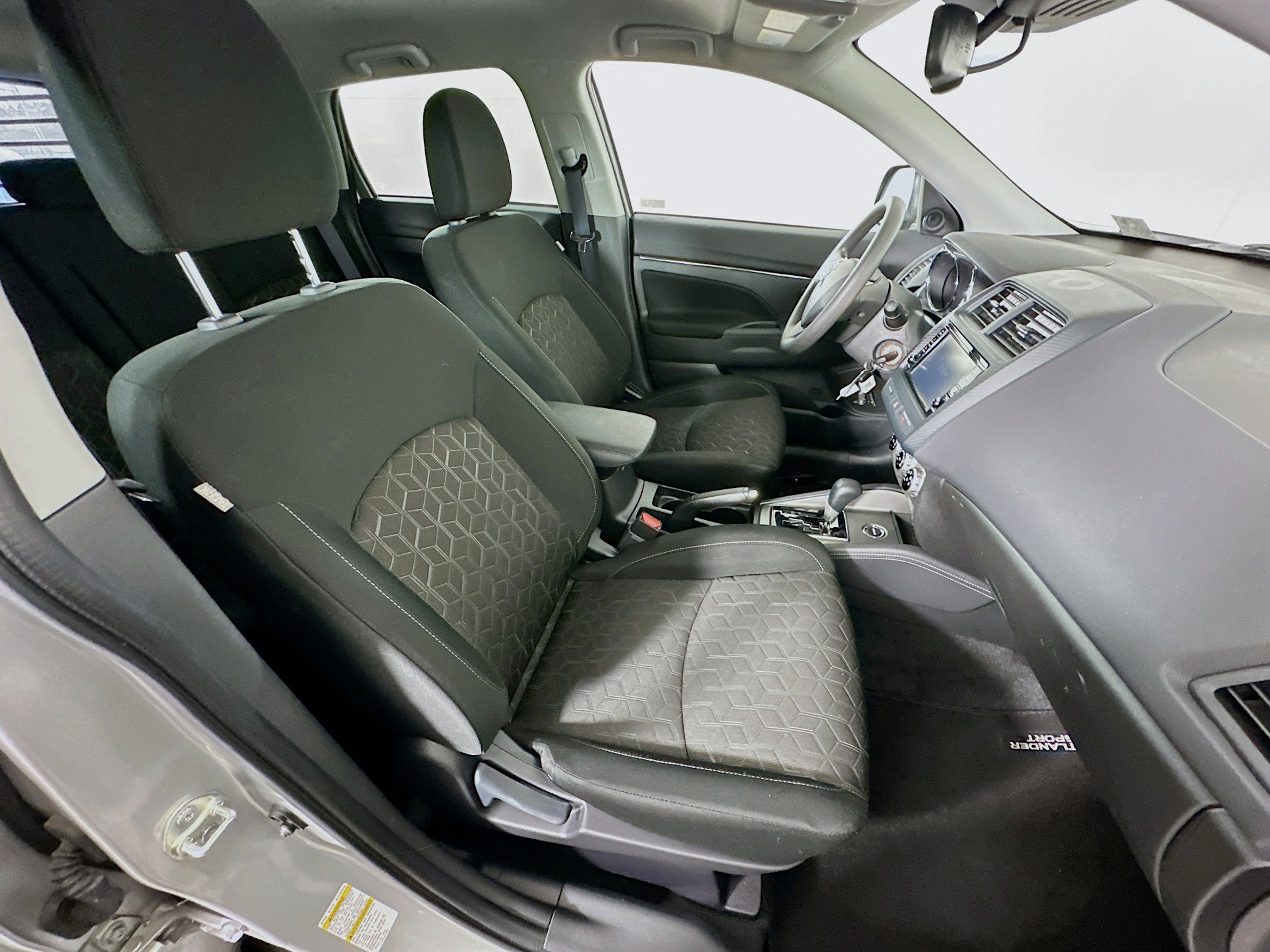 Used 2025 Mitsubishi Outlander Sport ES image 28