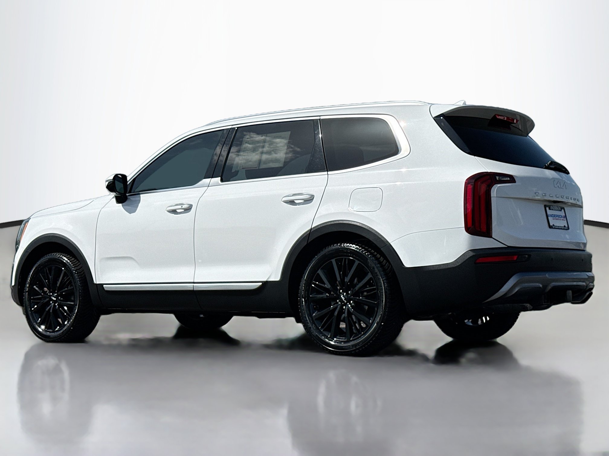 Used 2022 Kia Telluride SX w/ Towing Package FWD image 15