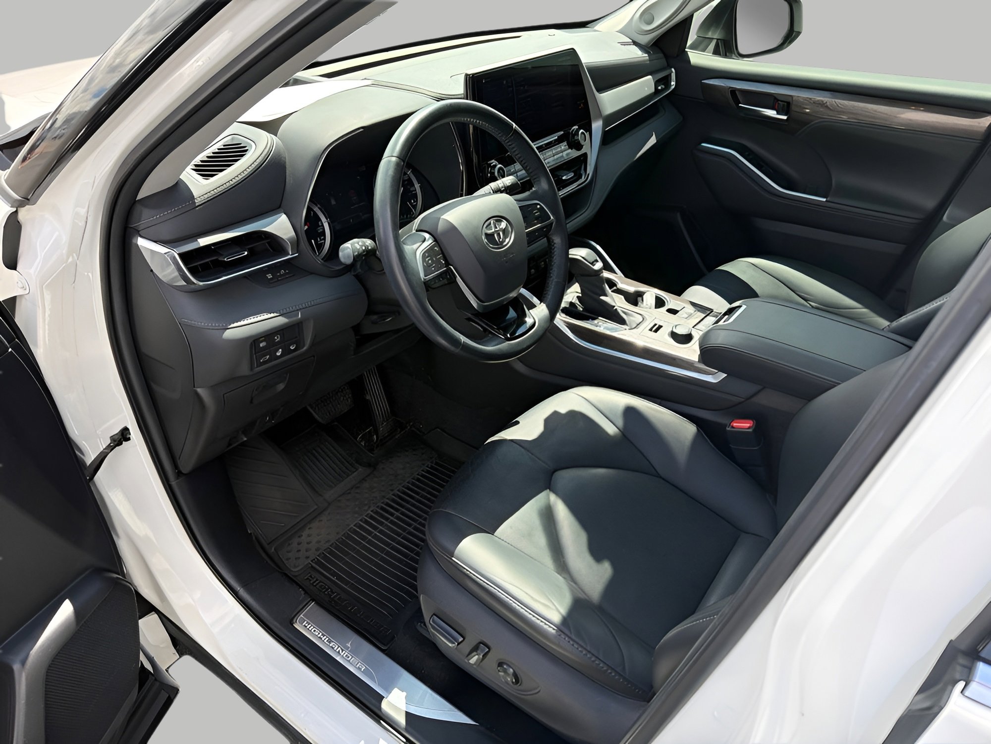 Used 2021 Toyota Highlander Platinum AWD/4WD image 5