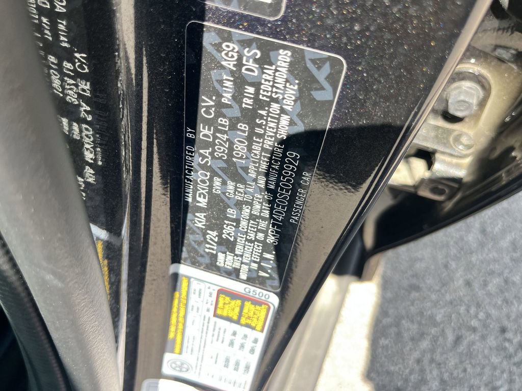 Used 2025 Kia K4 LXS image 34