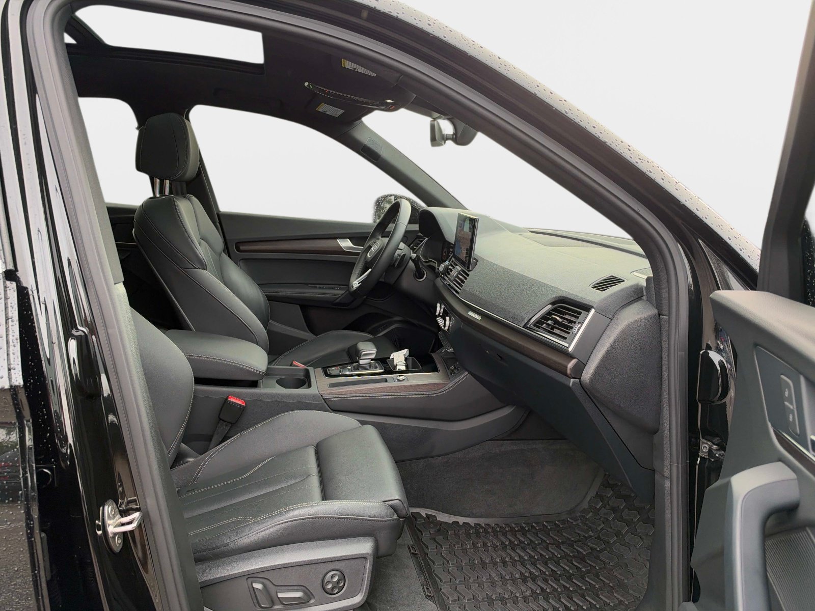 Certified 2023 Audi Q5 2.0T Premium Plus AWD/4WD image 7