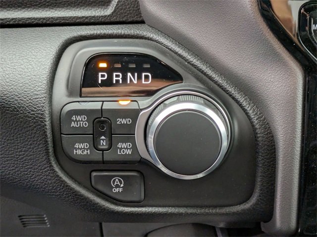 New 2026 RAM 1500 4x4 Crew Cab image 20