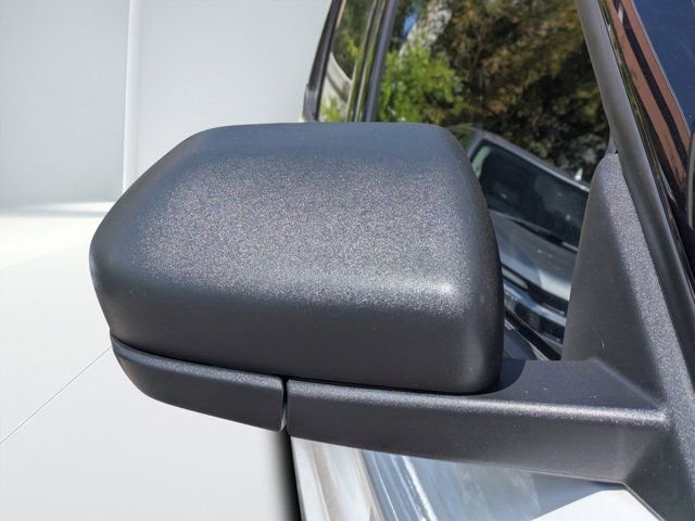 Used 2020 Ford Explorer XLT w/ Equipment Group 202A RWD image 10