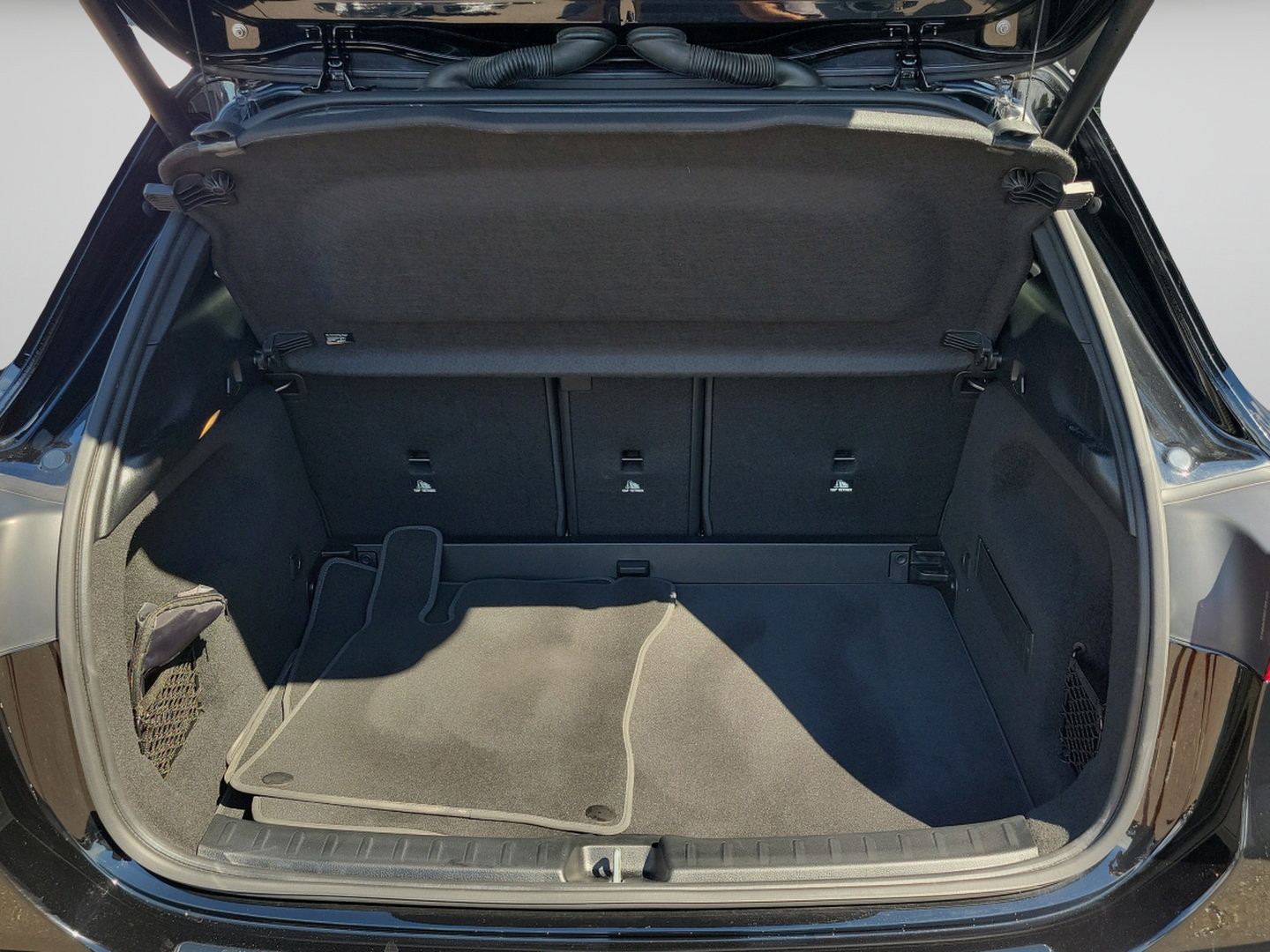 Used 2025 Mercedes-Benz GLA 250 image 5