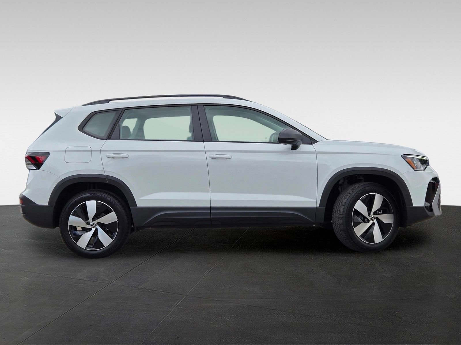 New 2026 Volkswagen Taos S AWD/4WD image 3
